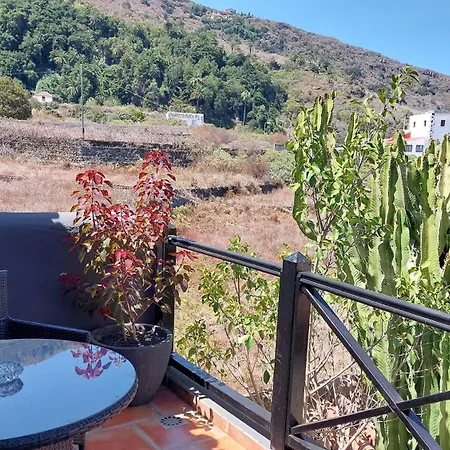 Lägenhet Apartamentos-monasterio-de-san-antonio-rustikals-apartment-mit-balkon-und-meerblick *