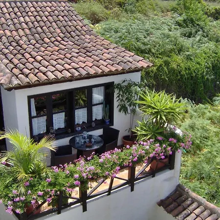Apartamentos-monasterio-de-san-antonio-rustikals-apartment-mit-balkon-und-meerblick Lägenhet *